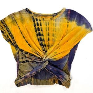 Tie Dye Knotted Crop T